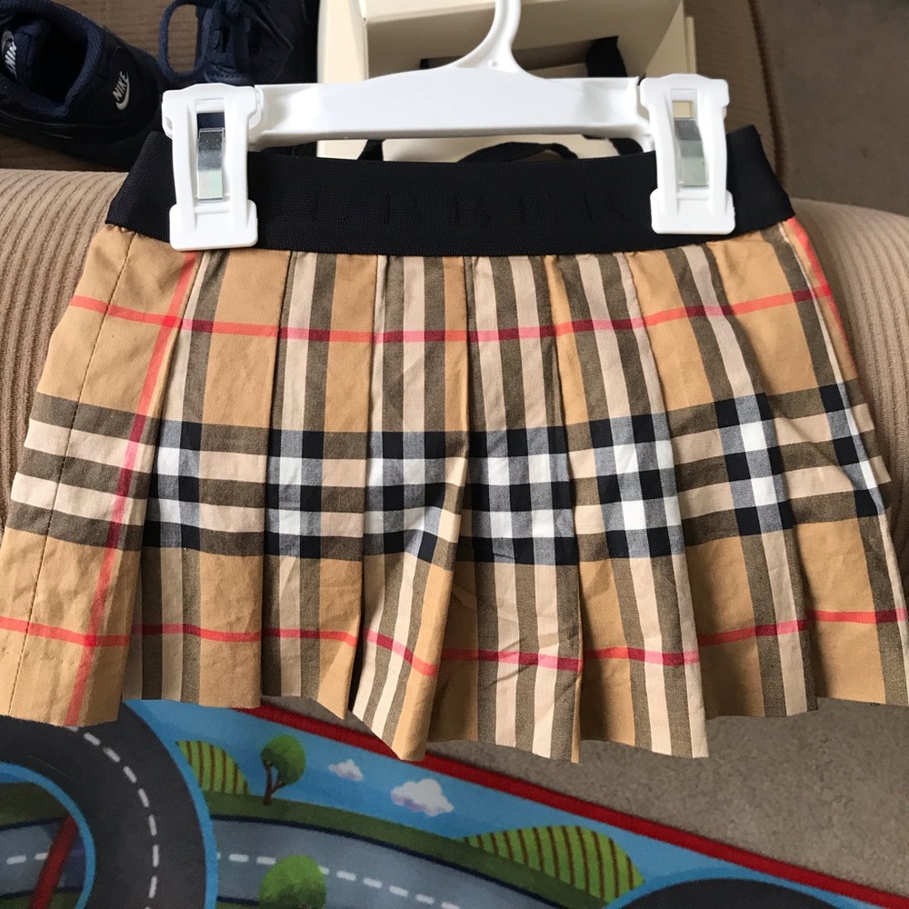 Baby girl Burberry print skirt